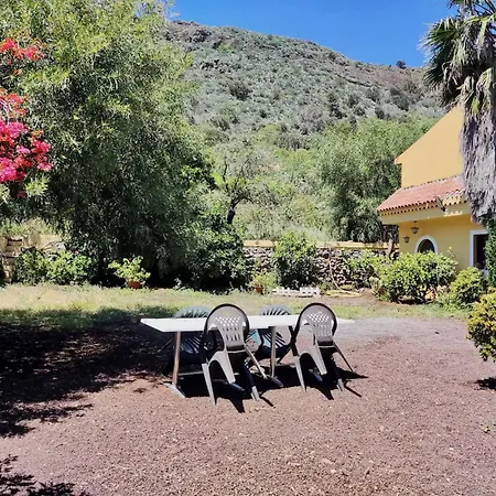 Alpstuga Click&guest - Almendros *