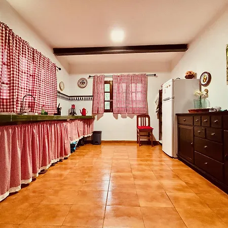 Click&guest - Almendros Chalet