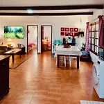Click&guest - Almendros 木屋 巴尔塞基略